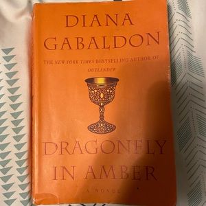 💖📚4 for $20📚💖 Dragonfly in amber. Book 2 outlander series